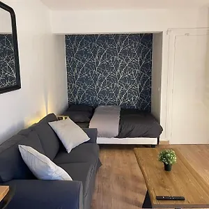 Moderne A Appartement Antony